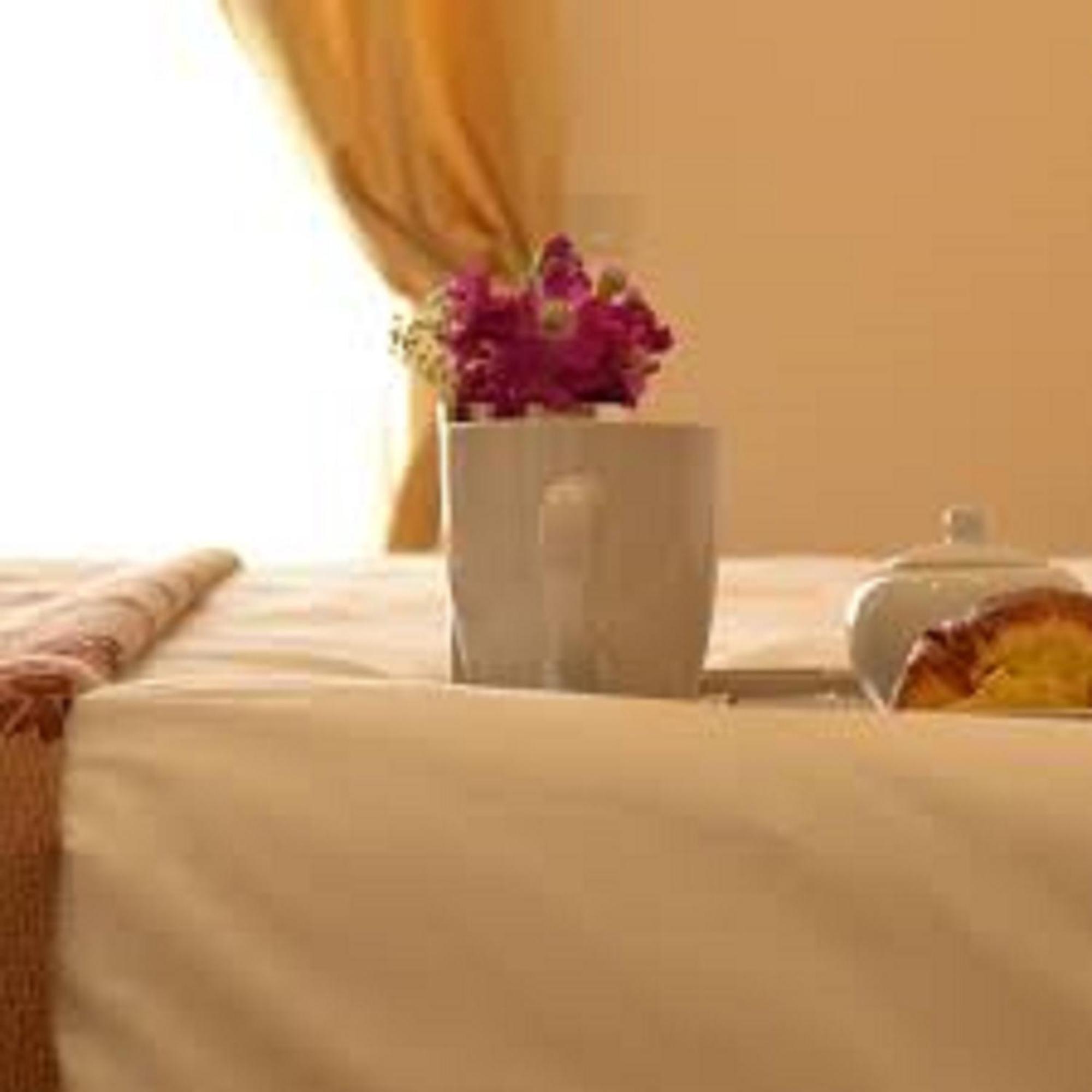 Hotel Arno Misano Adriatico Rum bild