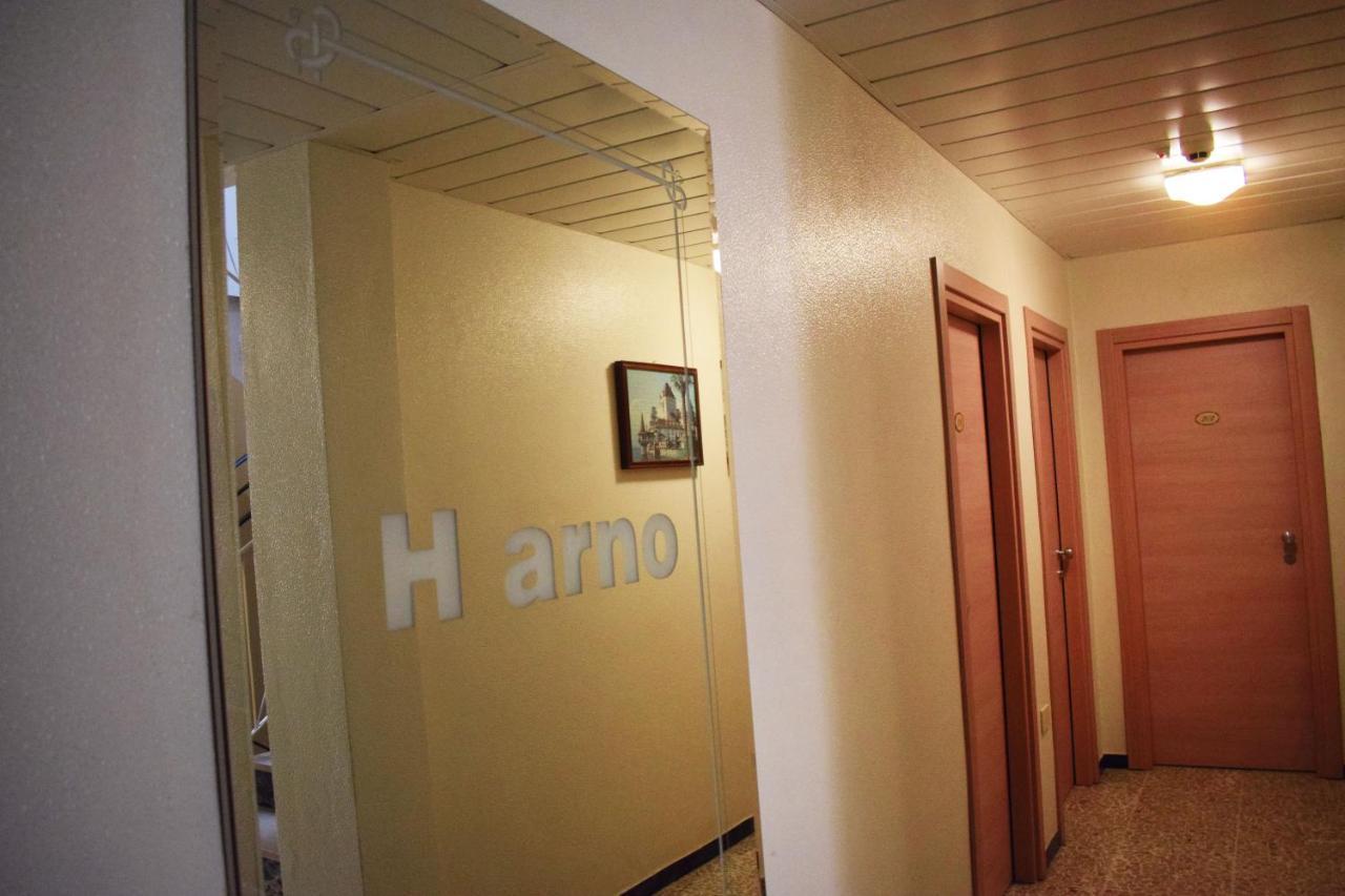 Hotel Arno Misano Adriatico Exteriör bild